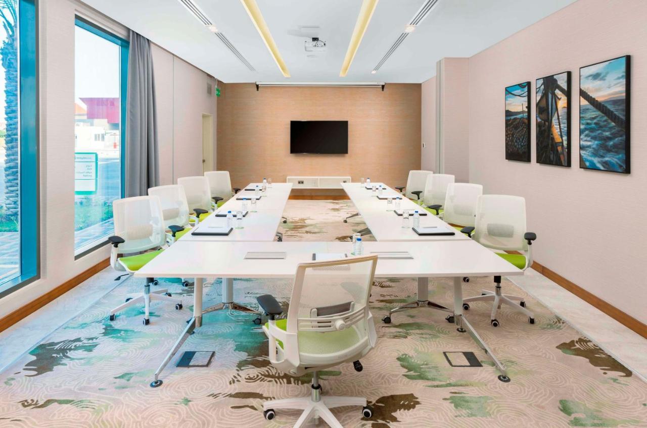 Holiday Inn & Suites Al Jubail By Ihg Al Fanatir Εξωτερικό φωτογραφία